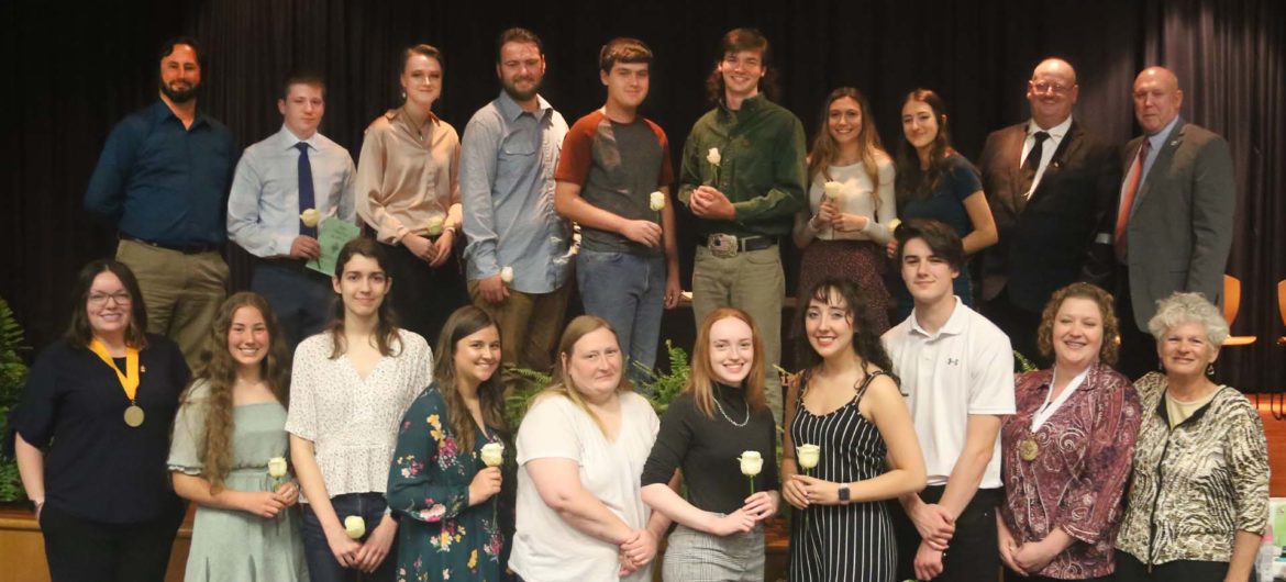 The Washington State Community College Alpha Rho Gamma chapter of Phi Theta Kappa (PTK) honor society recently held its annual induction ceremony and welcomed 44 new members. The event was also an opportunity to celebrate its newly established scholarship.